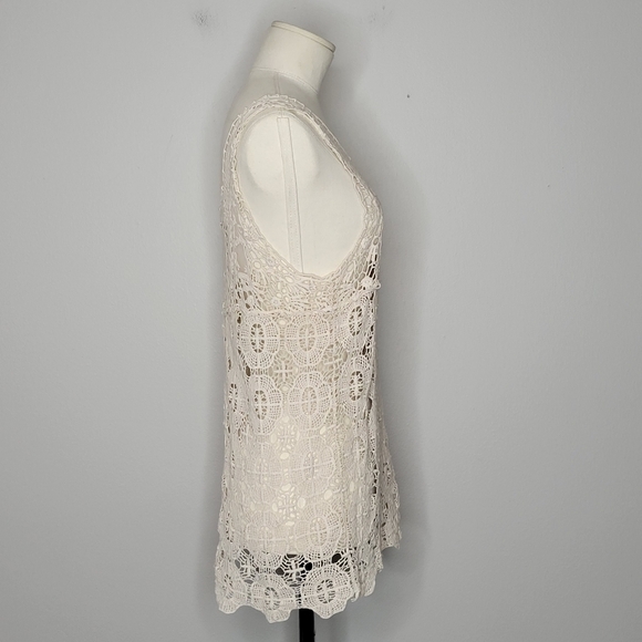 Urban Outfitters Pins and Needles Crocheted Tank Size Medium - Picture 5 of 8